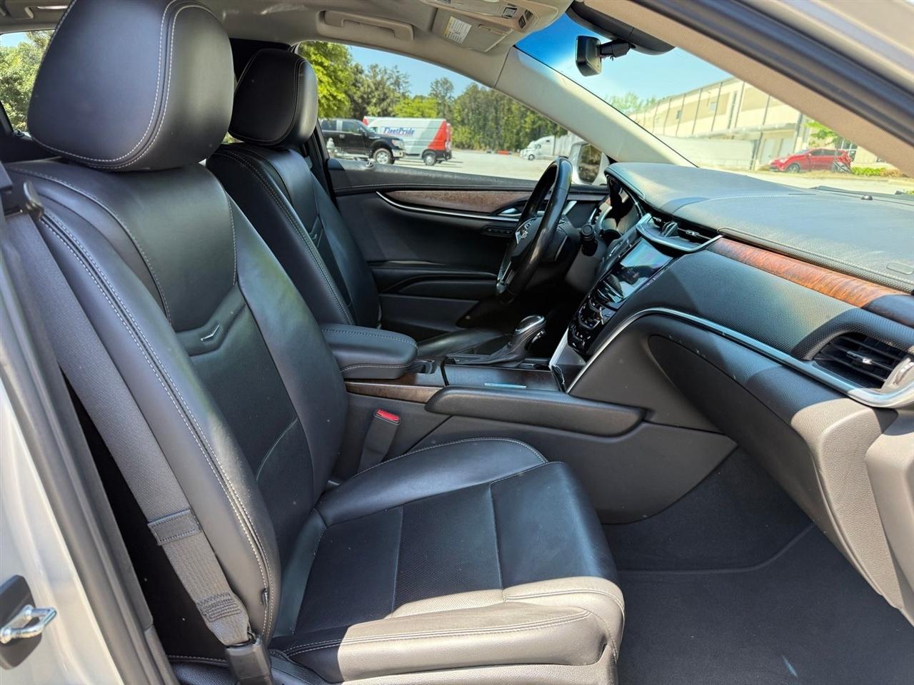 Cadillac XTS  2019