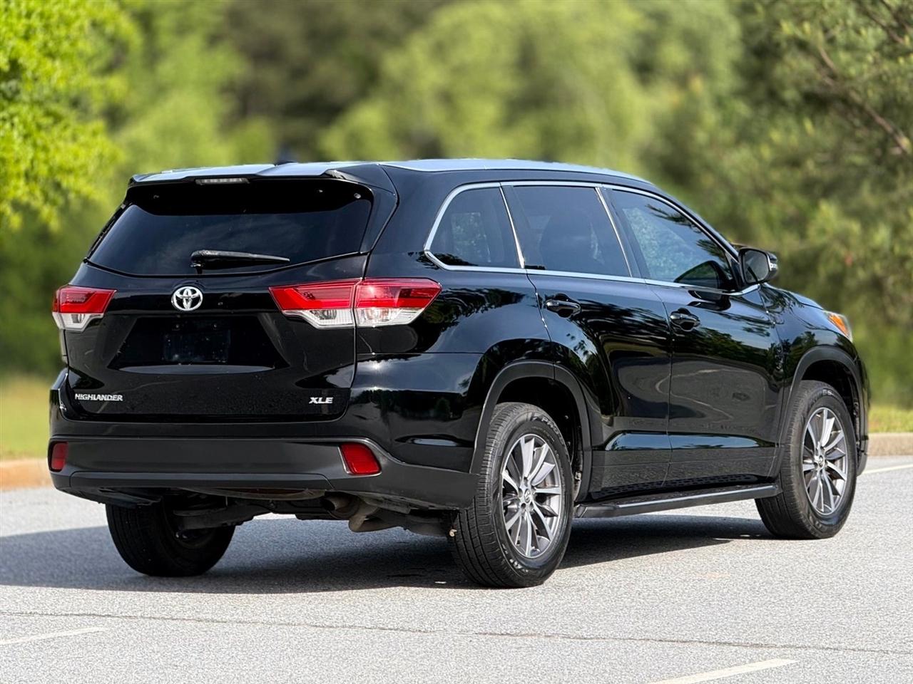 Toyota Highlander  2018