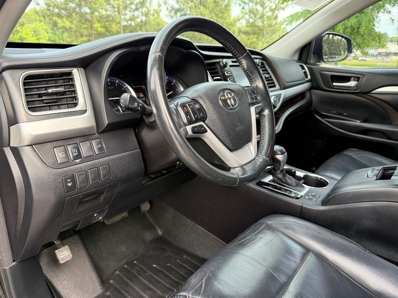 Toyota Highlander  2018
