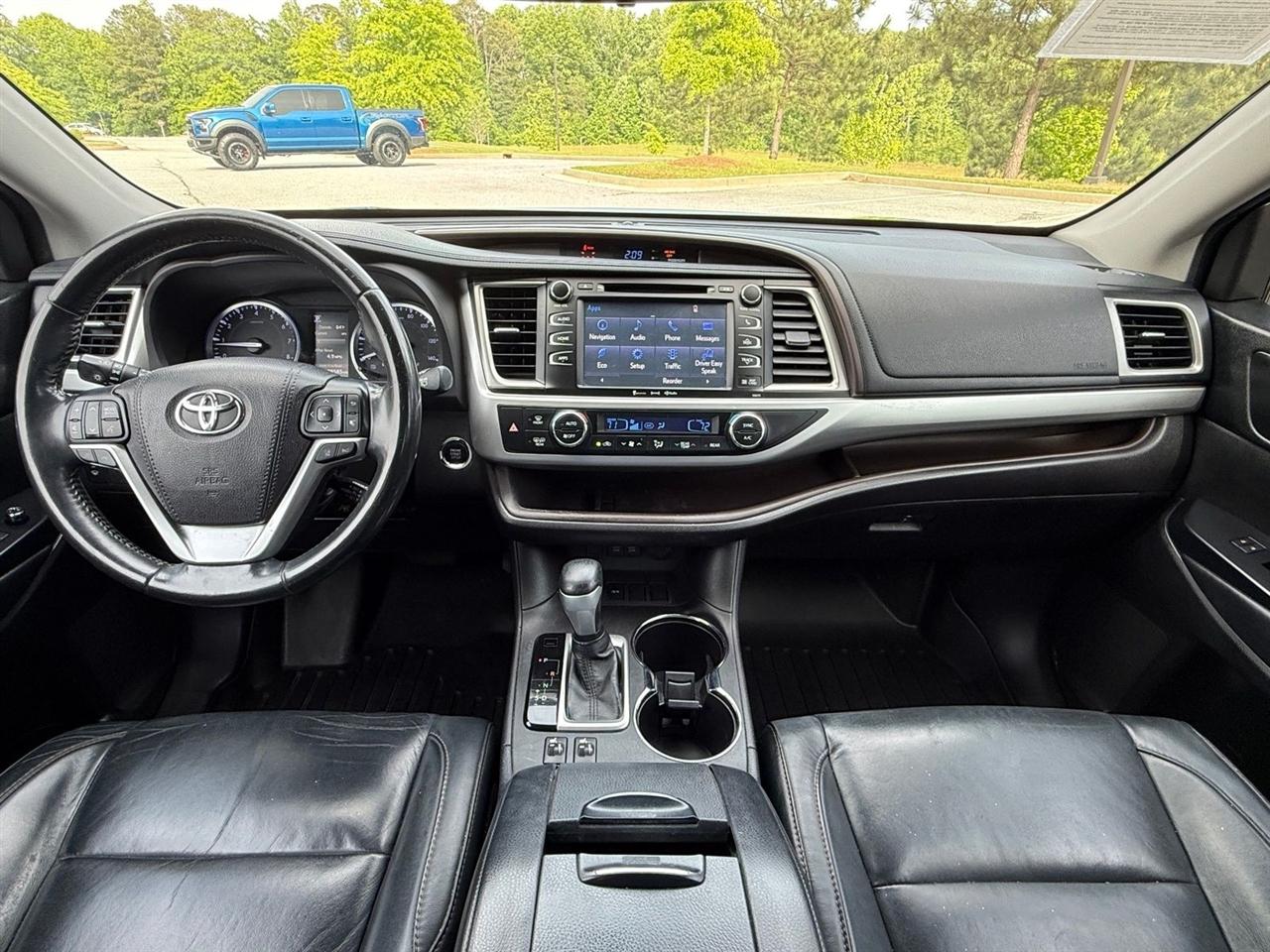 Toyota Highlander  2018