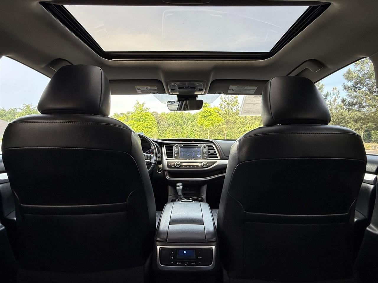 Toyota Highlander  2018
