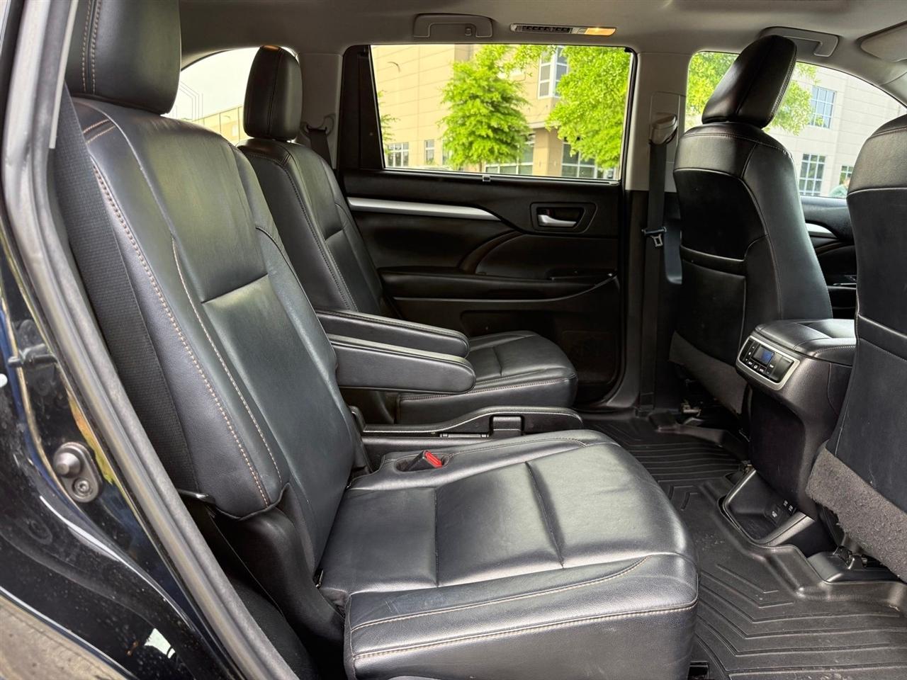 Toyota Highlander  2018