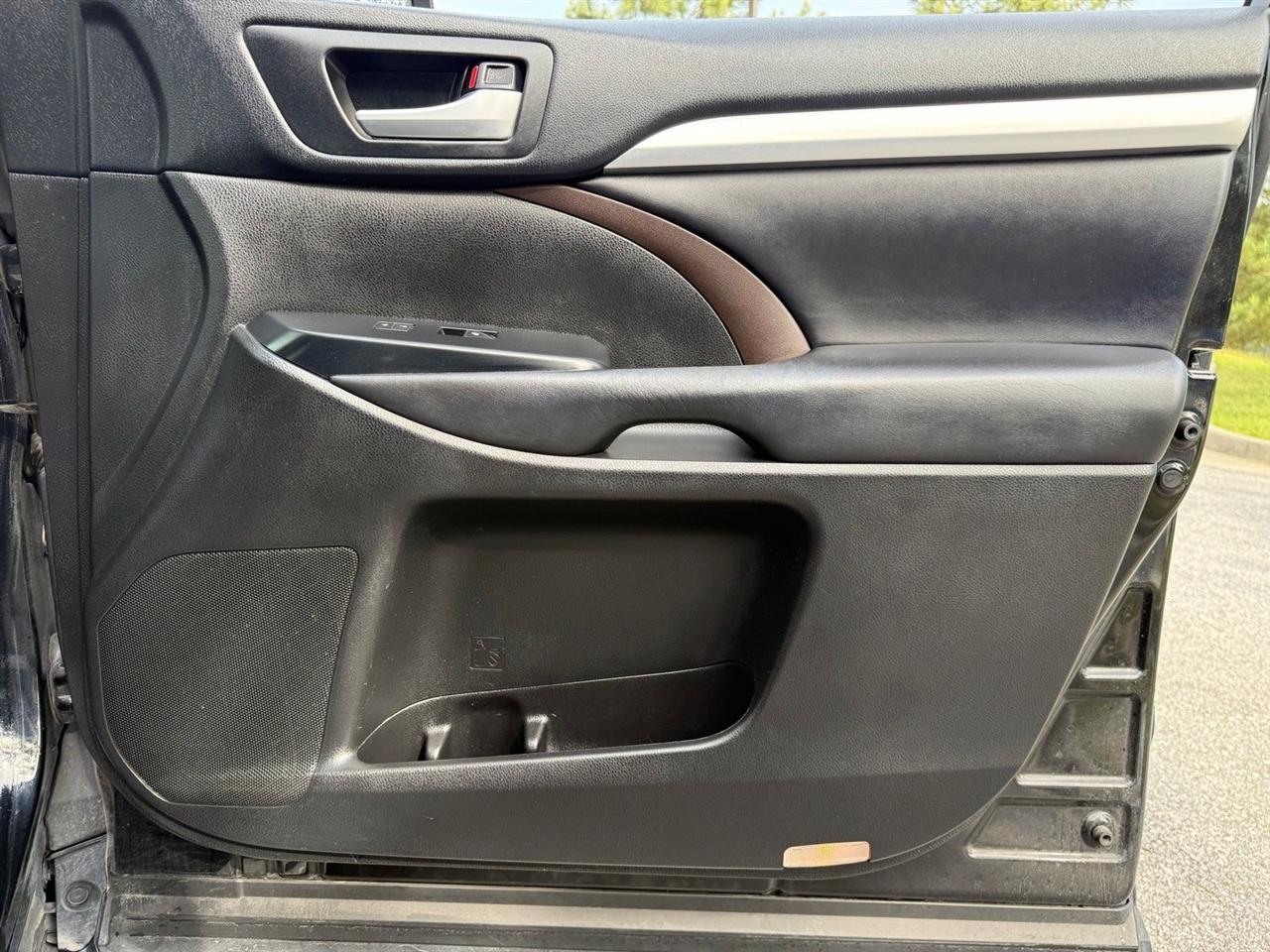 Toyota Highlander  2018