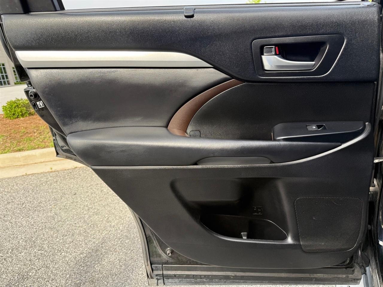 Toyota Highlander  2018