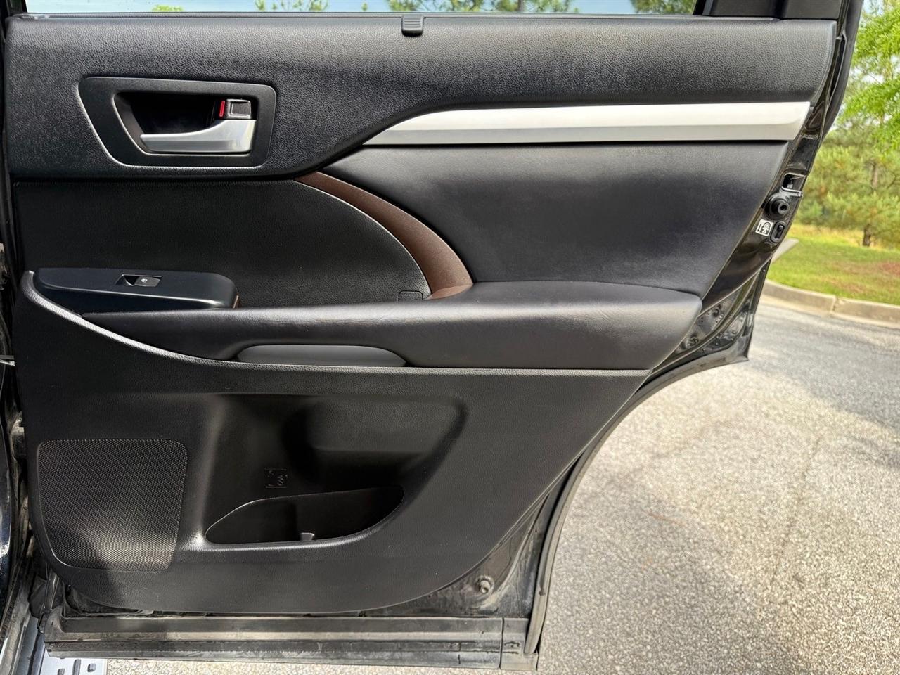 Toyota Highlander  2018