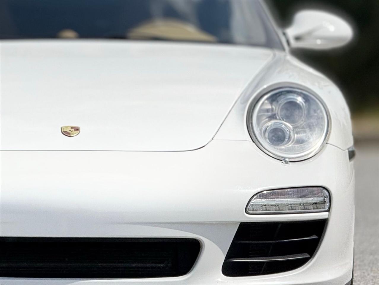 Porsche 911  2012