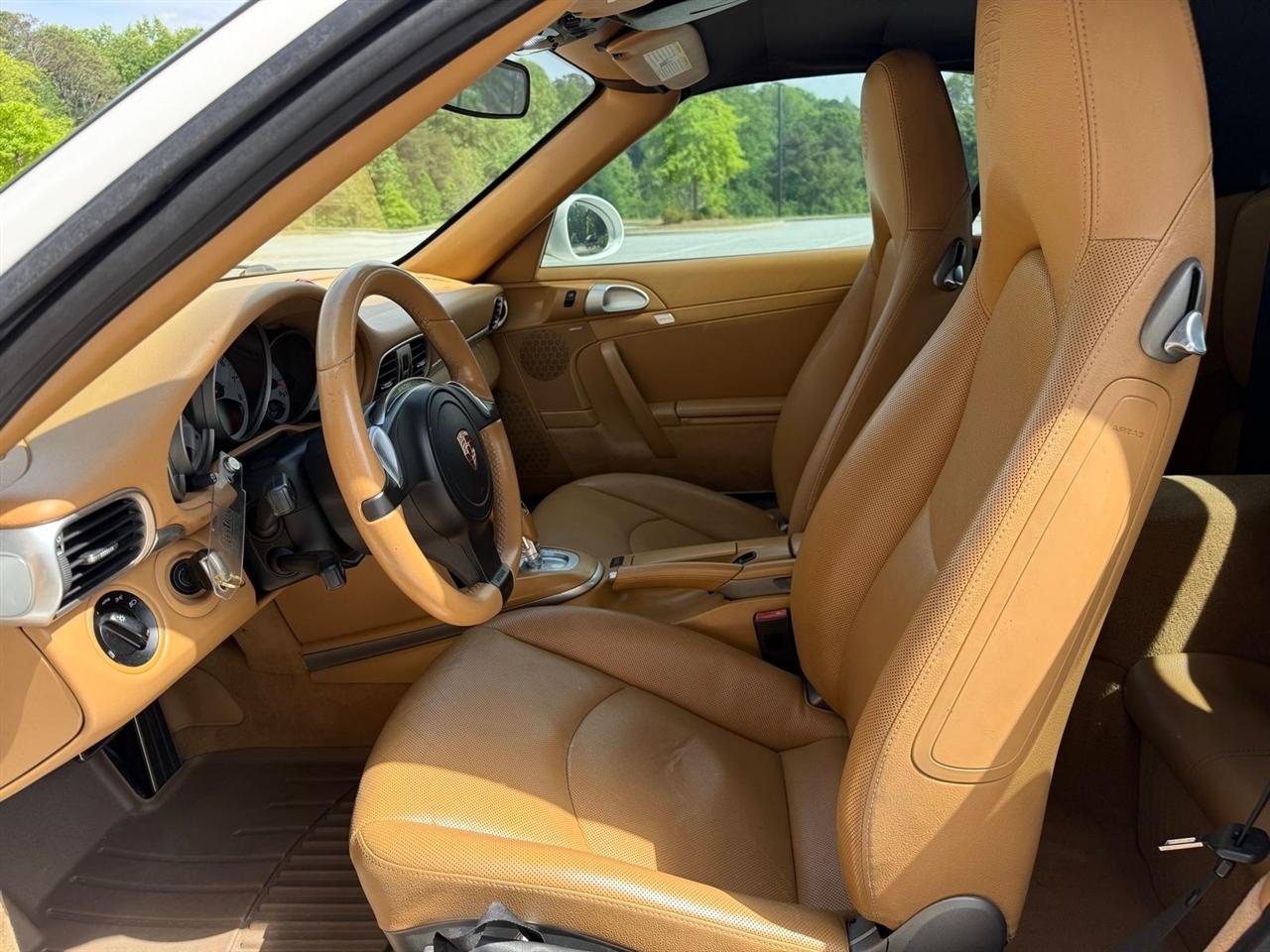 Porsche 911  2012