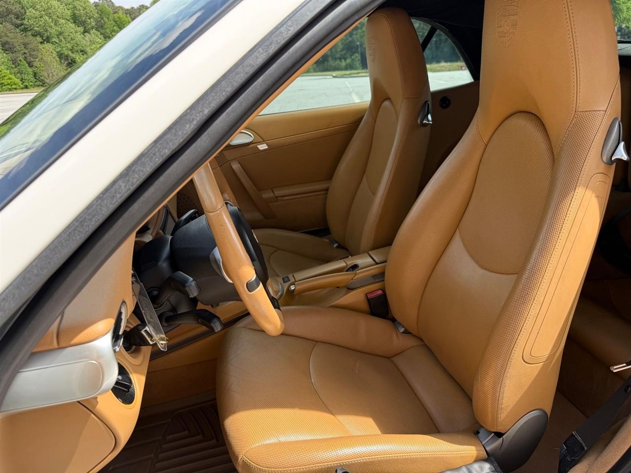 Porsche 911  2012
