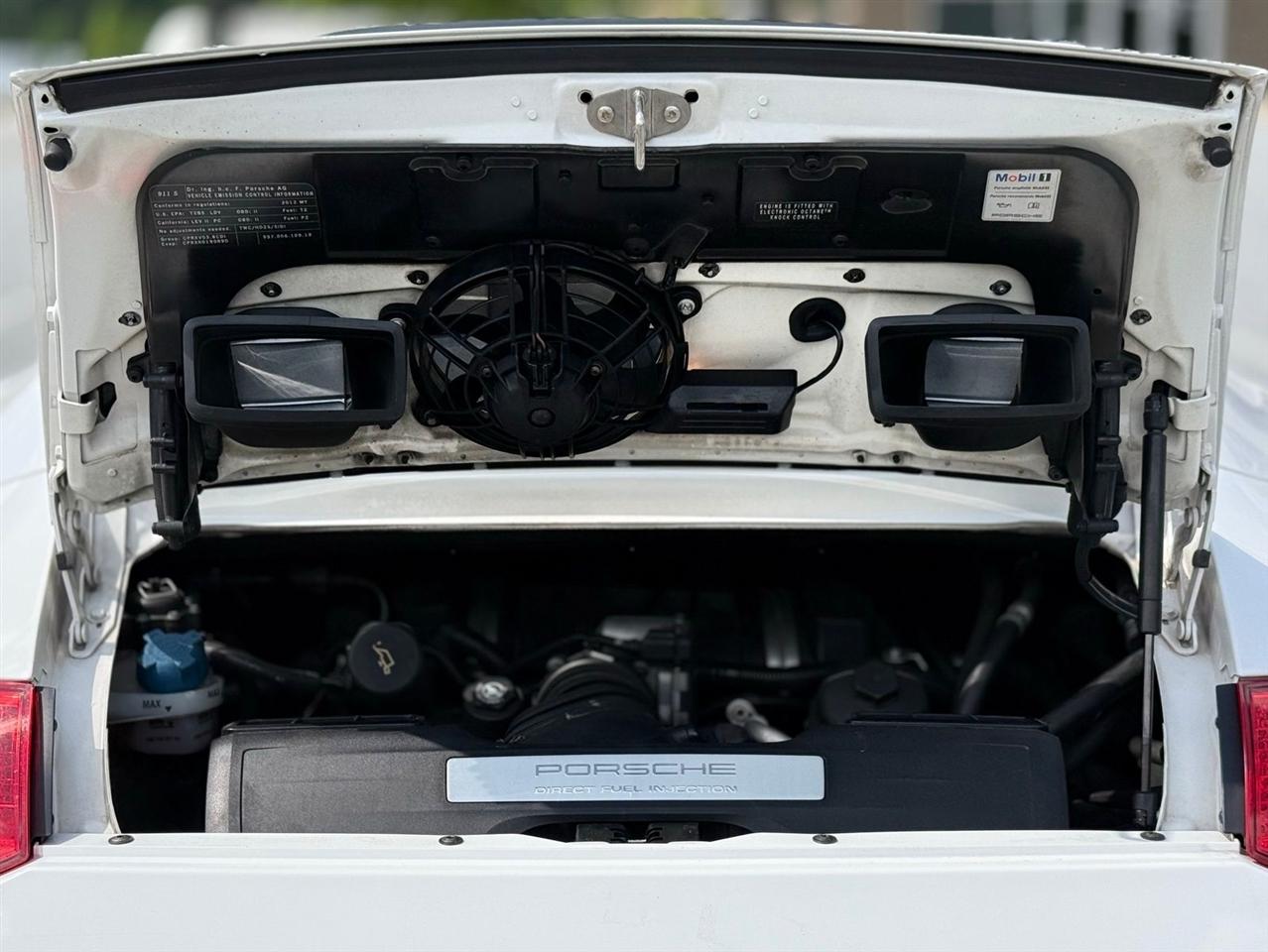 Porsche 911  2012
