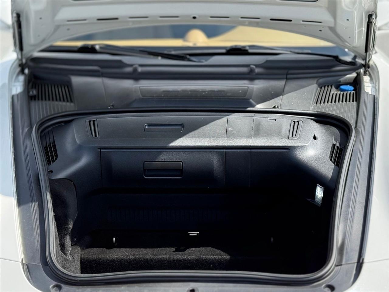 Porsche 911  2012
