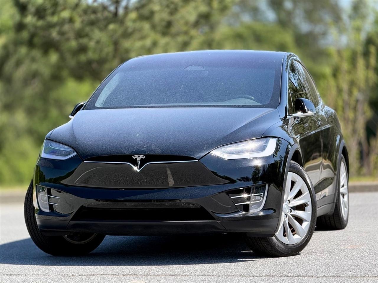 Tesla Model X  2019