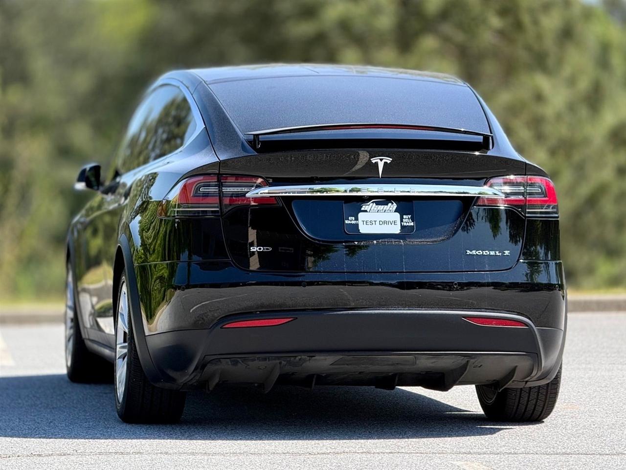 Tesla Model X  2019