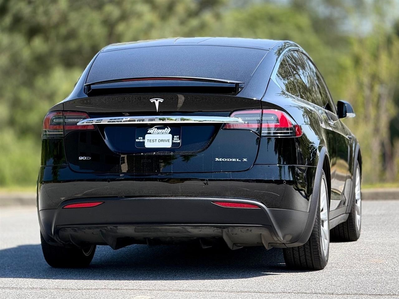 Tesla Model X  2019