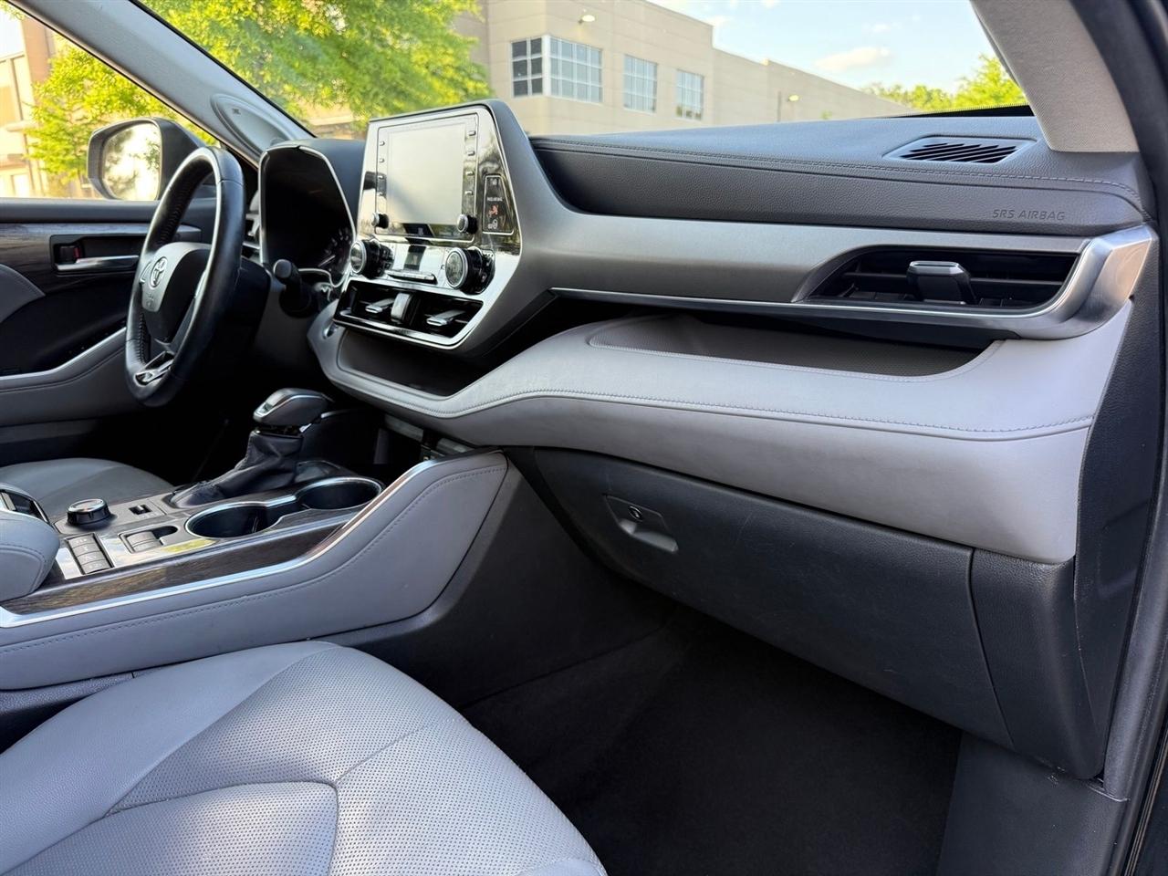 Toyota Highlander  2020
