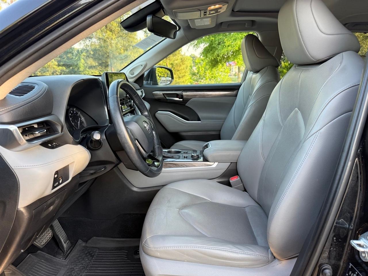 Toyota Highlander  2020