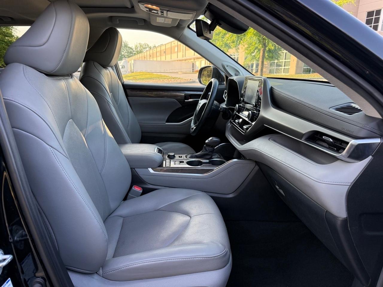 Toyota Highlander  2020