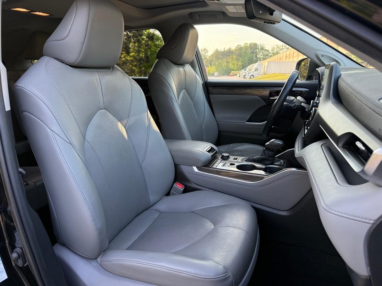 Toyota Highlander  2020