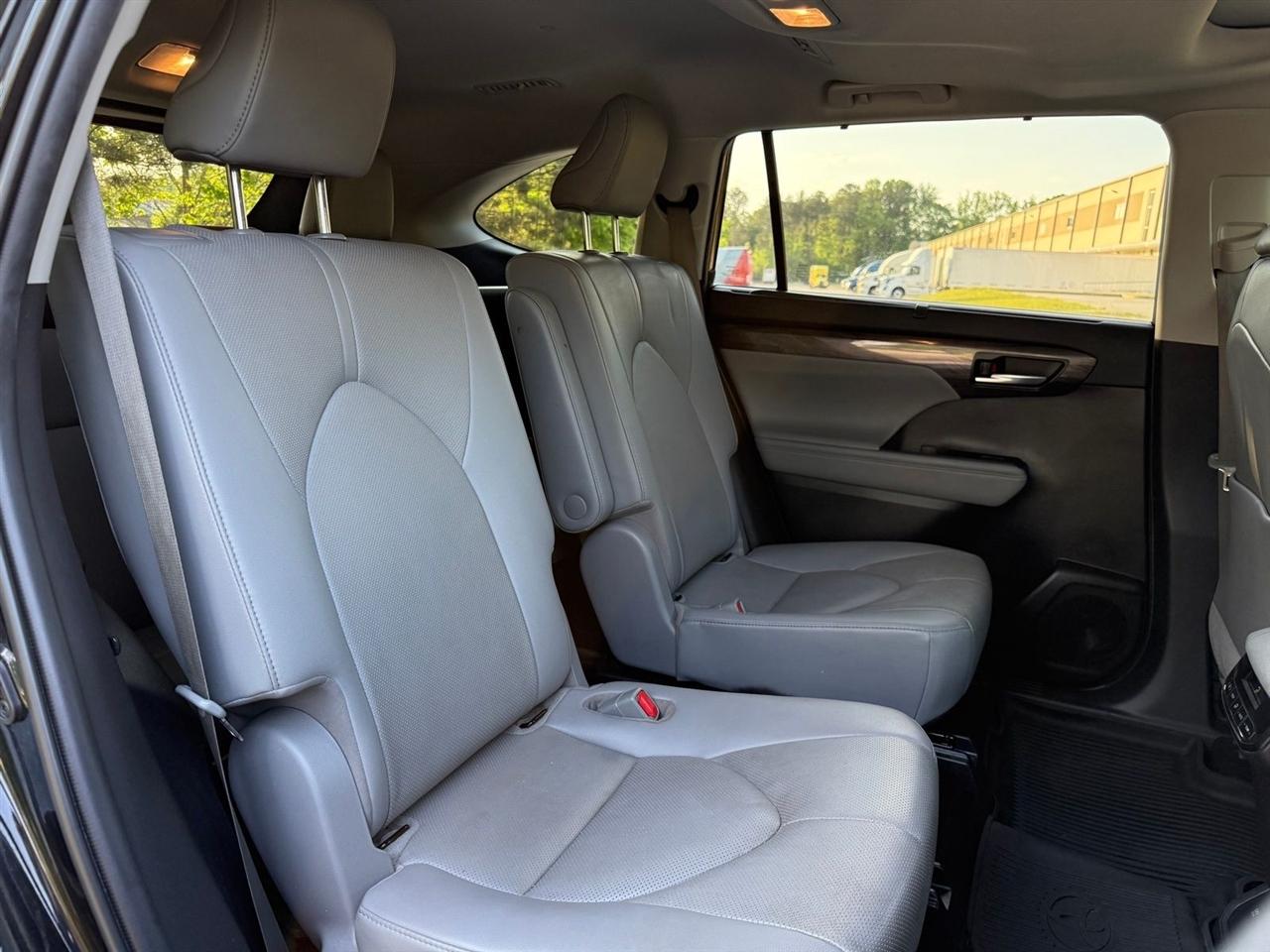 Toyota Highlander  2020