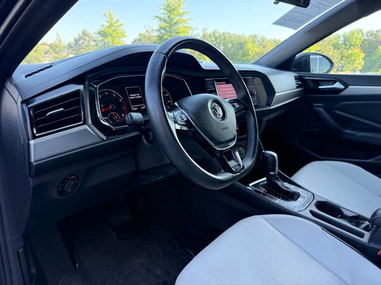 Volkswagen Jetta  2019