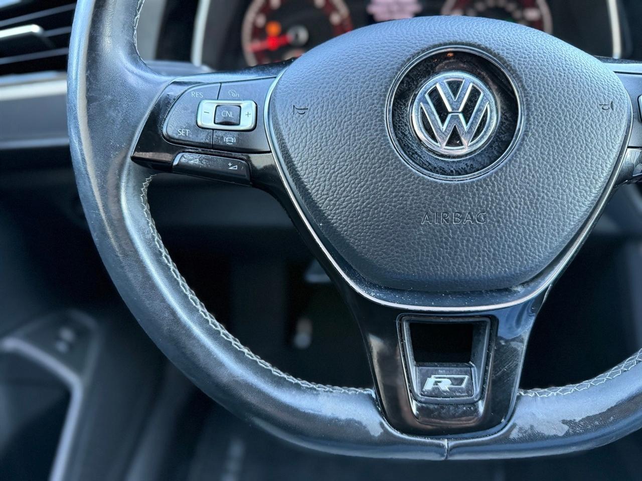 Volkswagen Jetta  2019