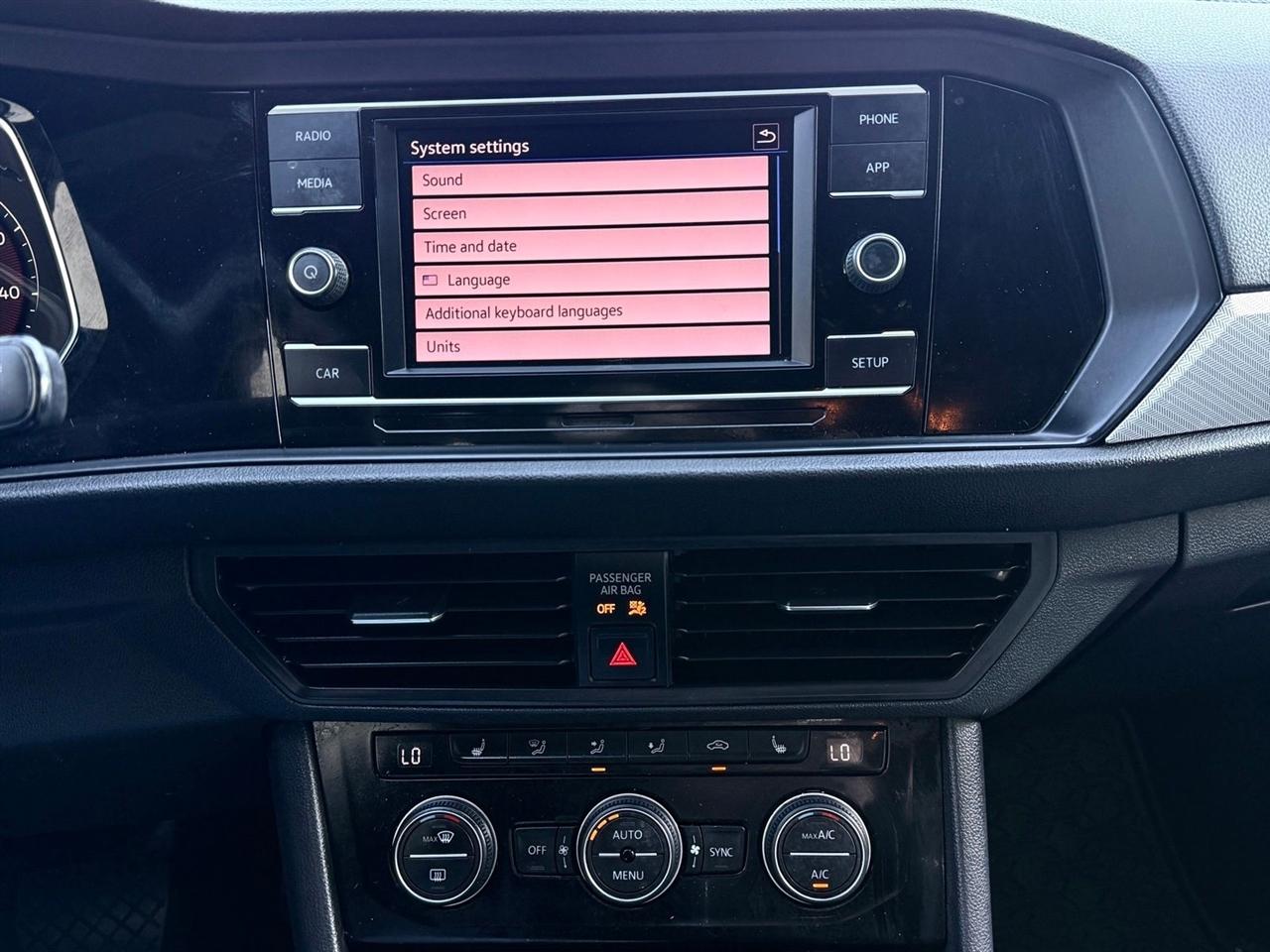 Volkswagen Jetta  2019
