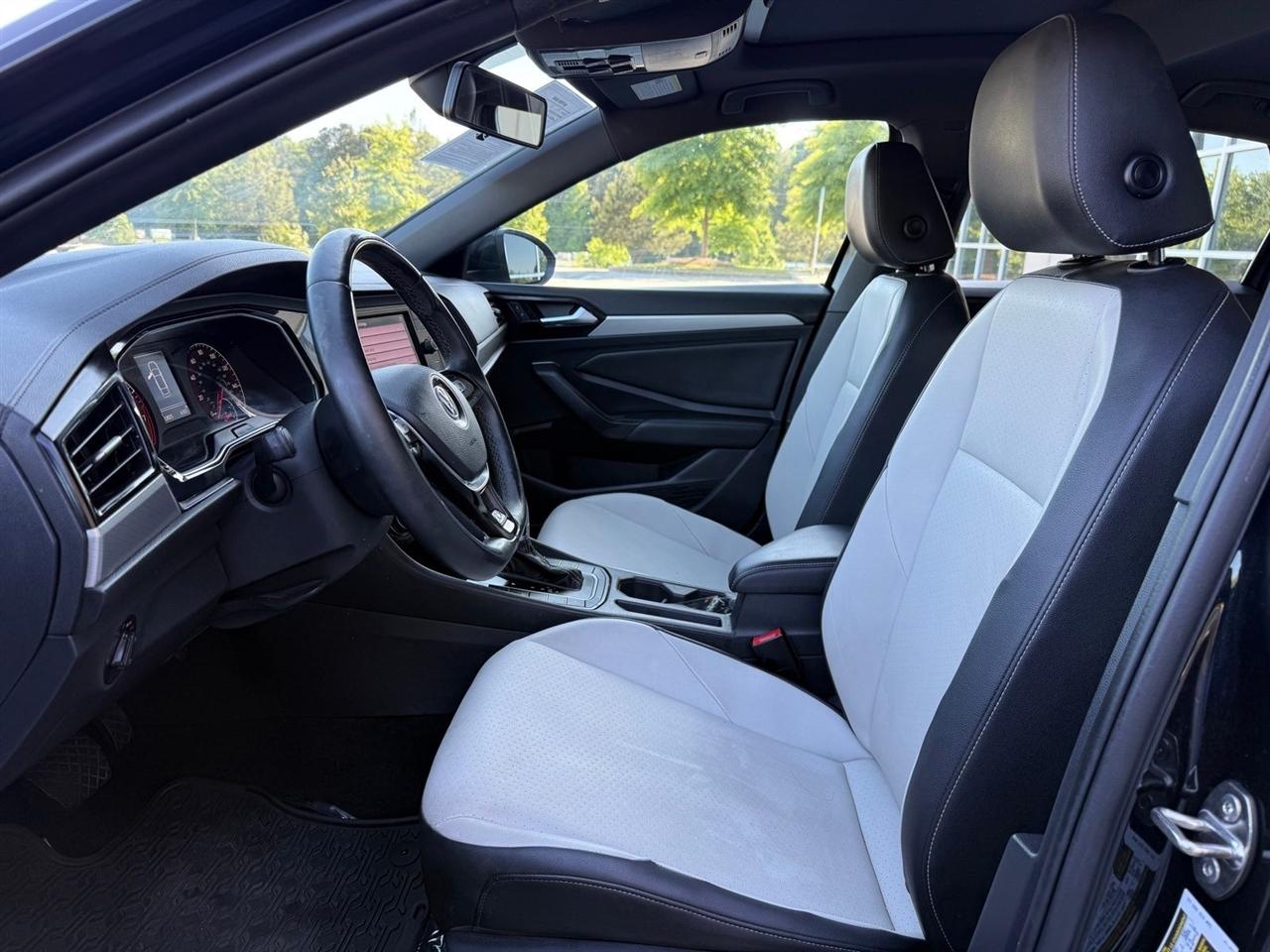 Volkswagen Jetta  2019
