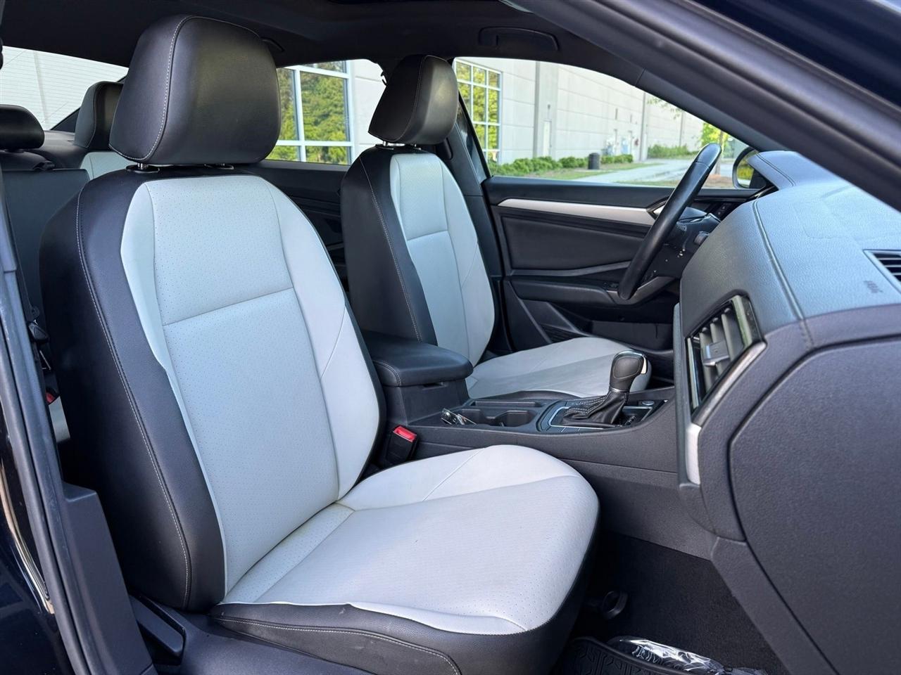 Volkswagen Jetta  2019