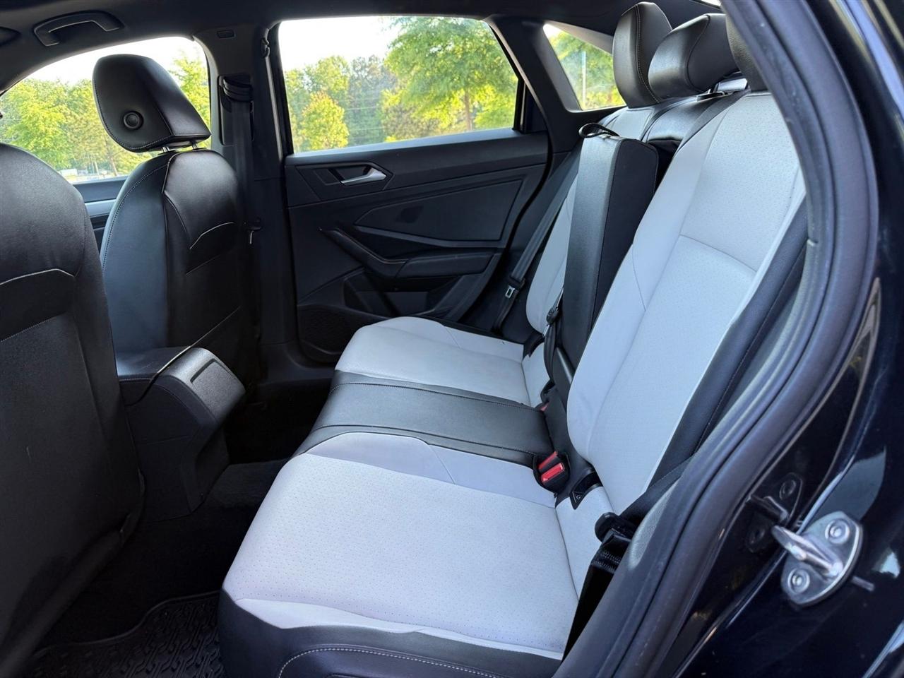 Volkswagen Jetta  2019