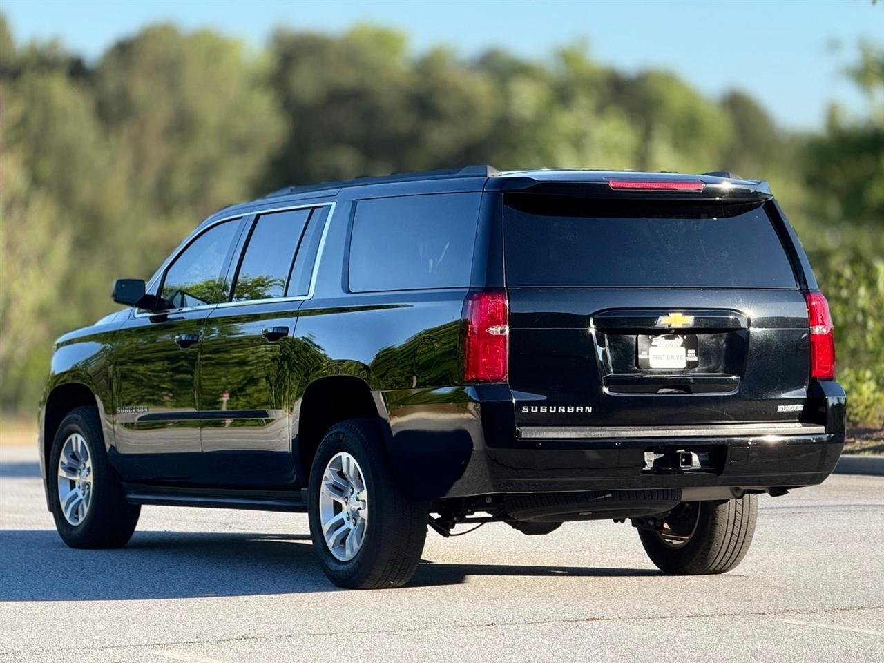 Chevrolet Suburban  2019
