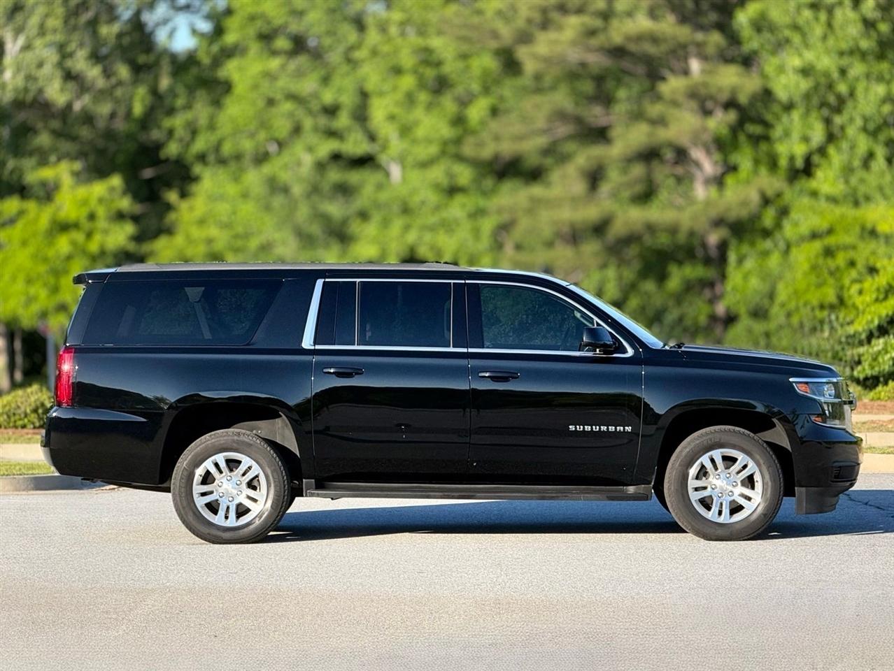 Chevrolet Suburban  2019