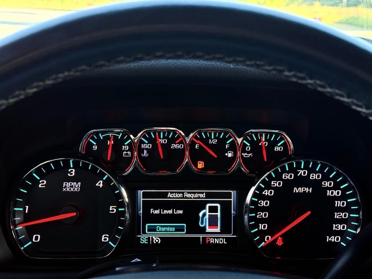 Chevrolet Suburban  2019