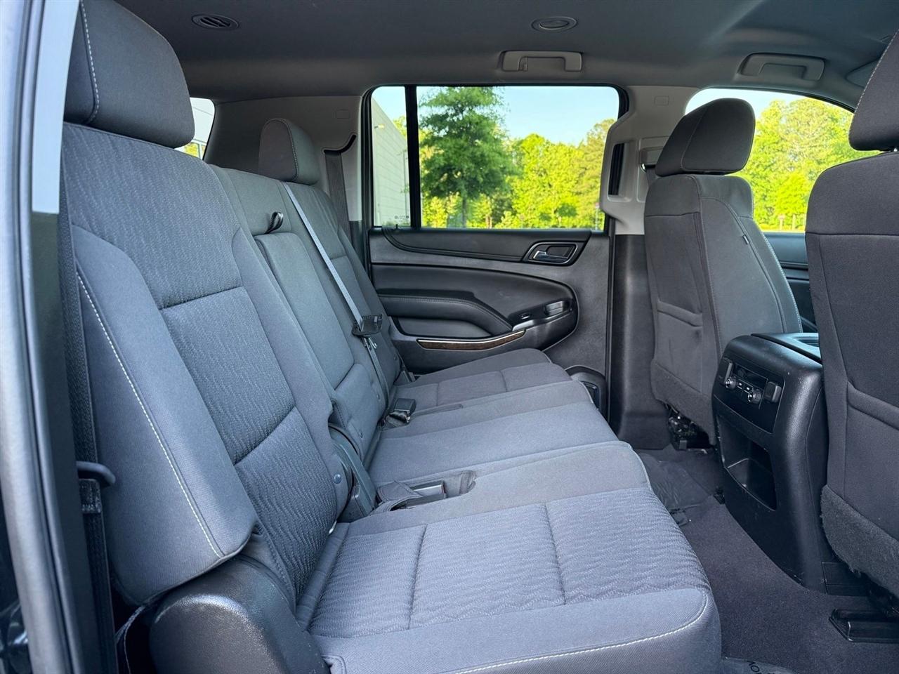Chevrolet Suburban  2019