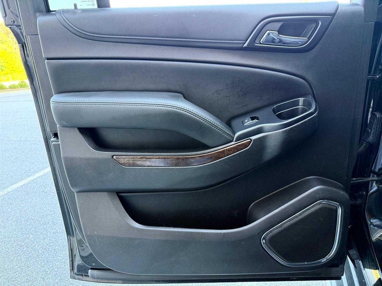 Chevrolet Suburban  2019