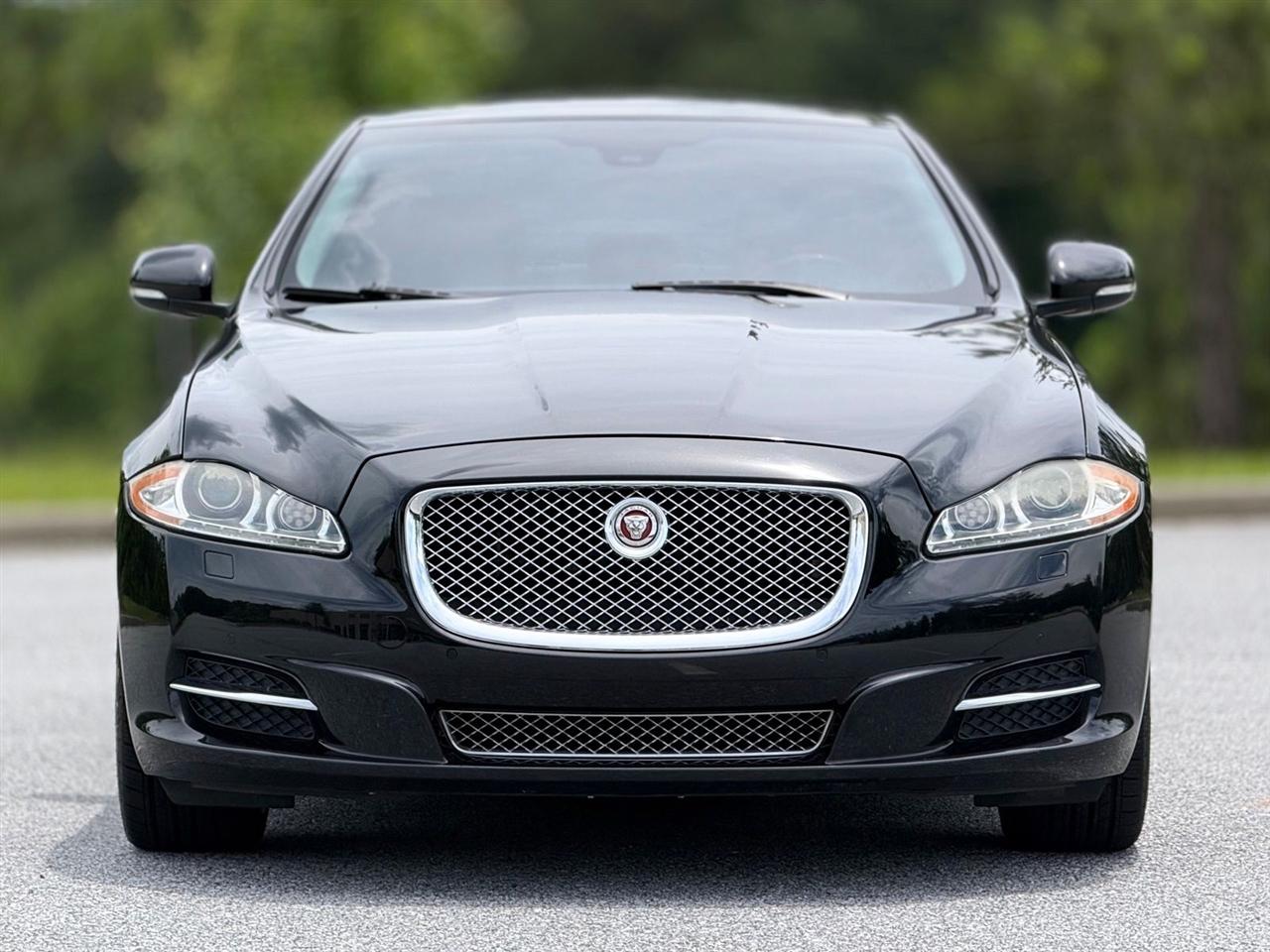 Jaguar XJ  2015
