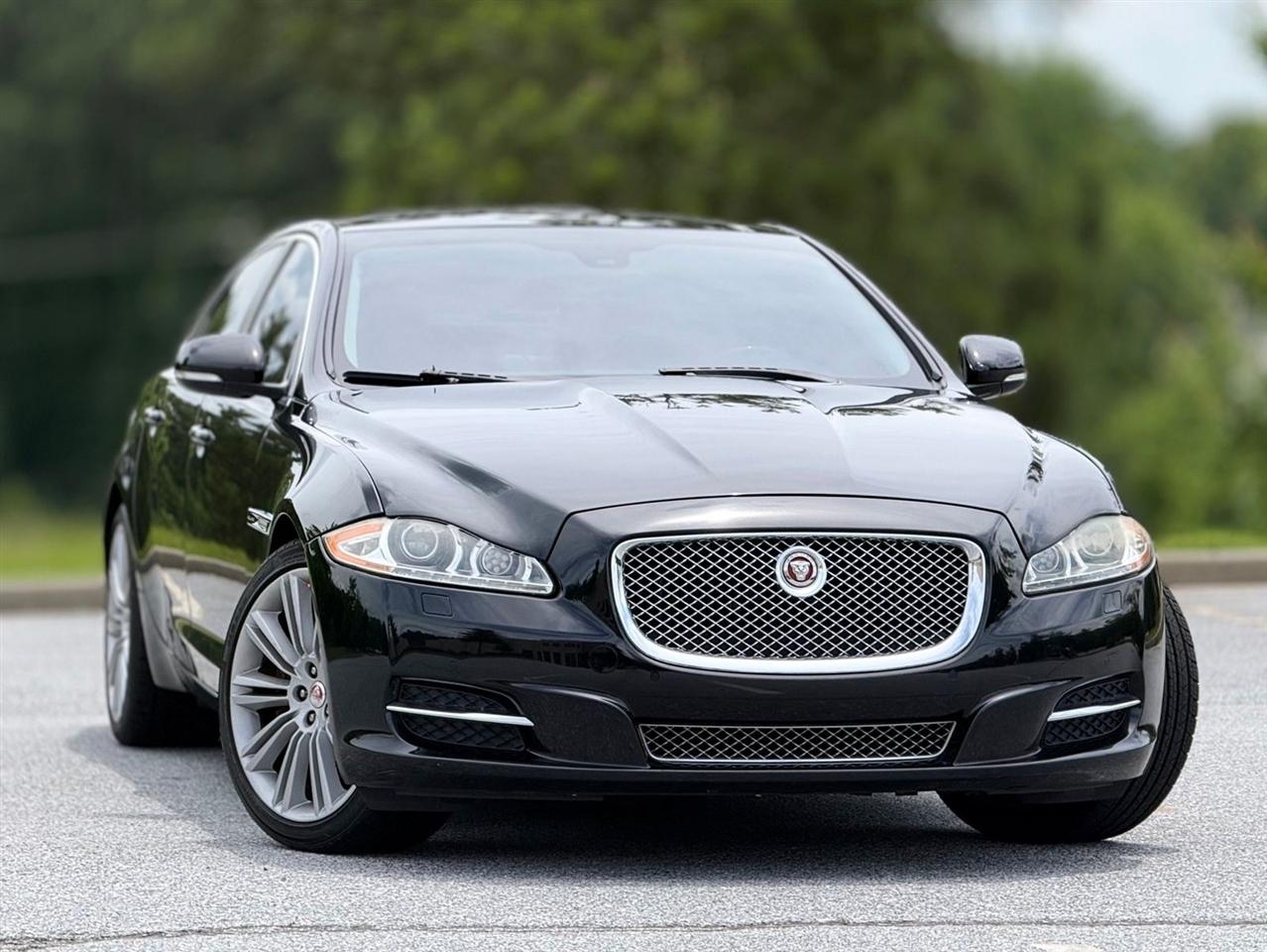 Jaguar XJ  2015