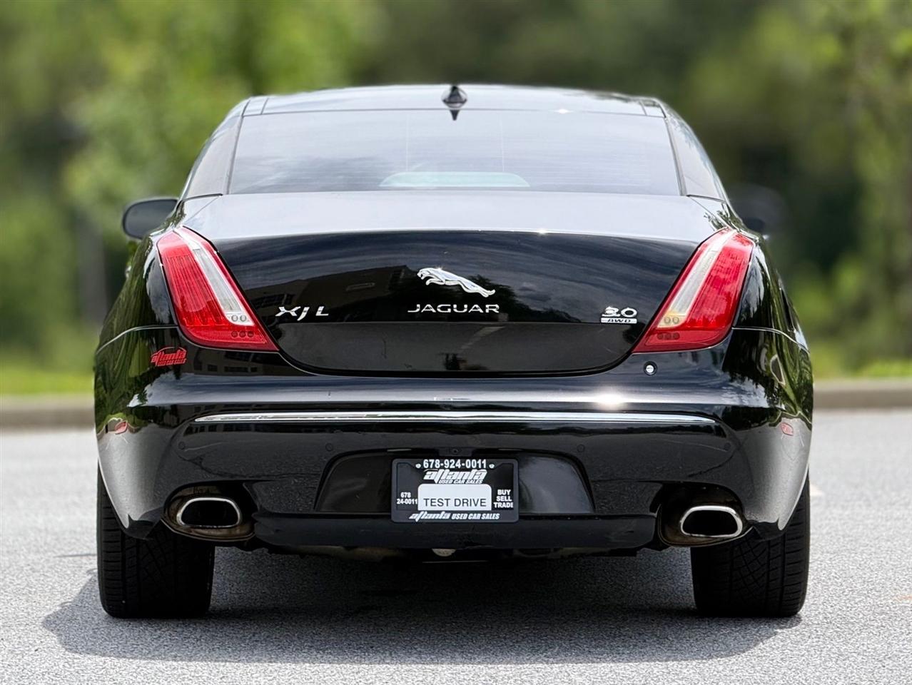 Jaguar XJ  2015