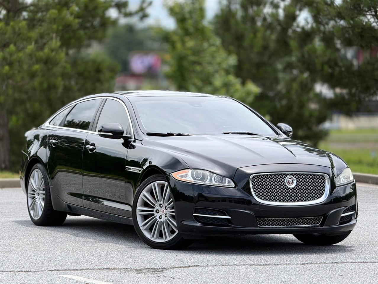 Jaguar XJ  2015