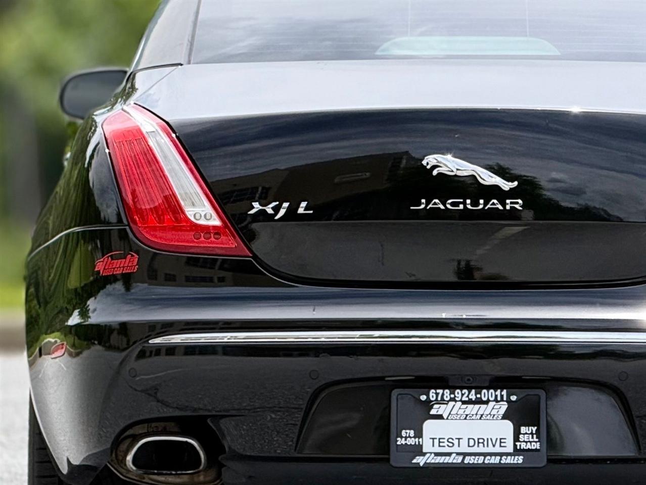 Jaguar XJ  2015