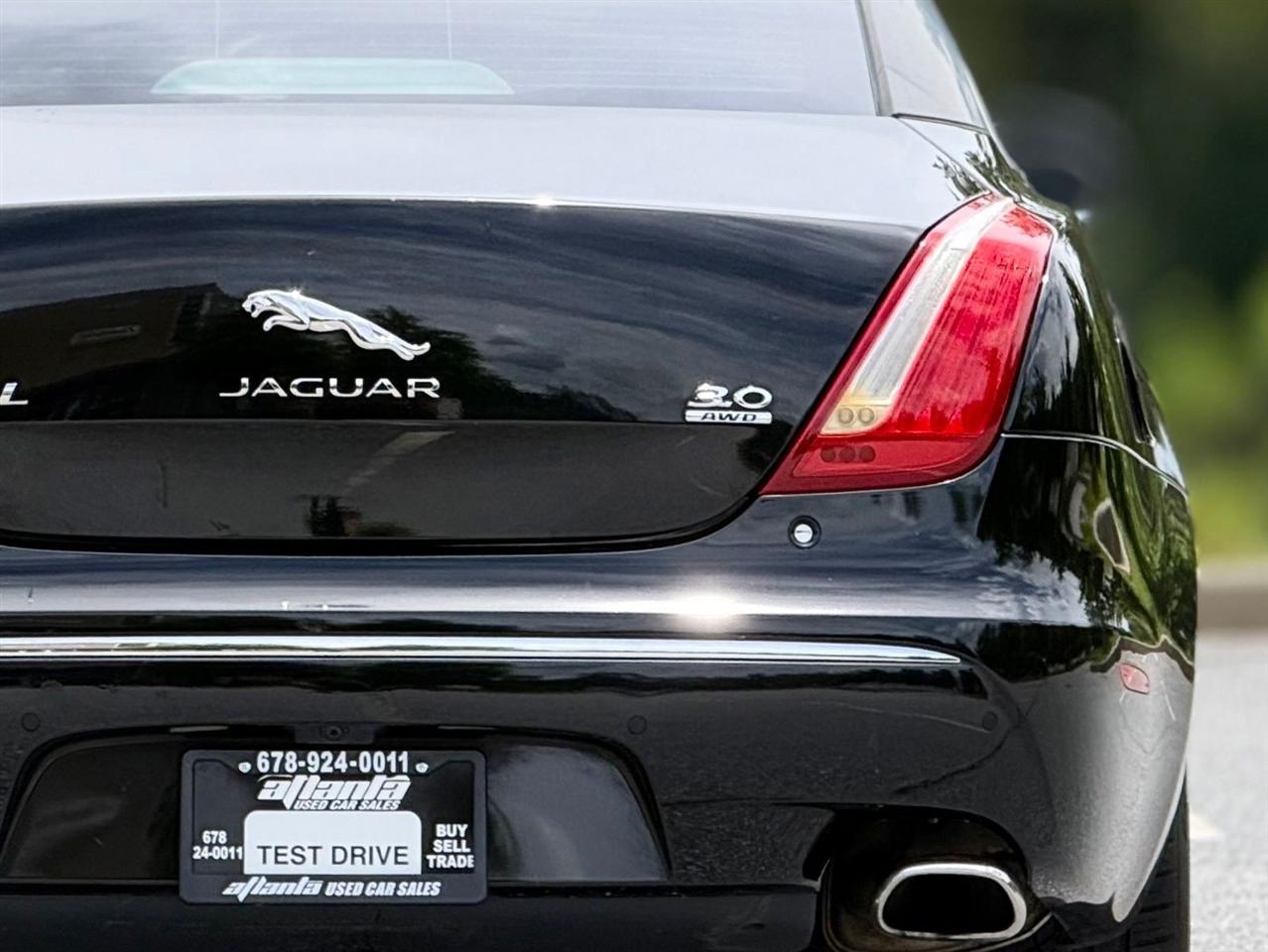 Jaguar XJ  2015