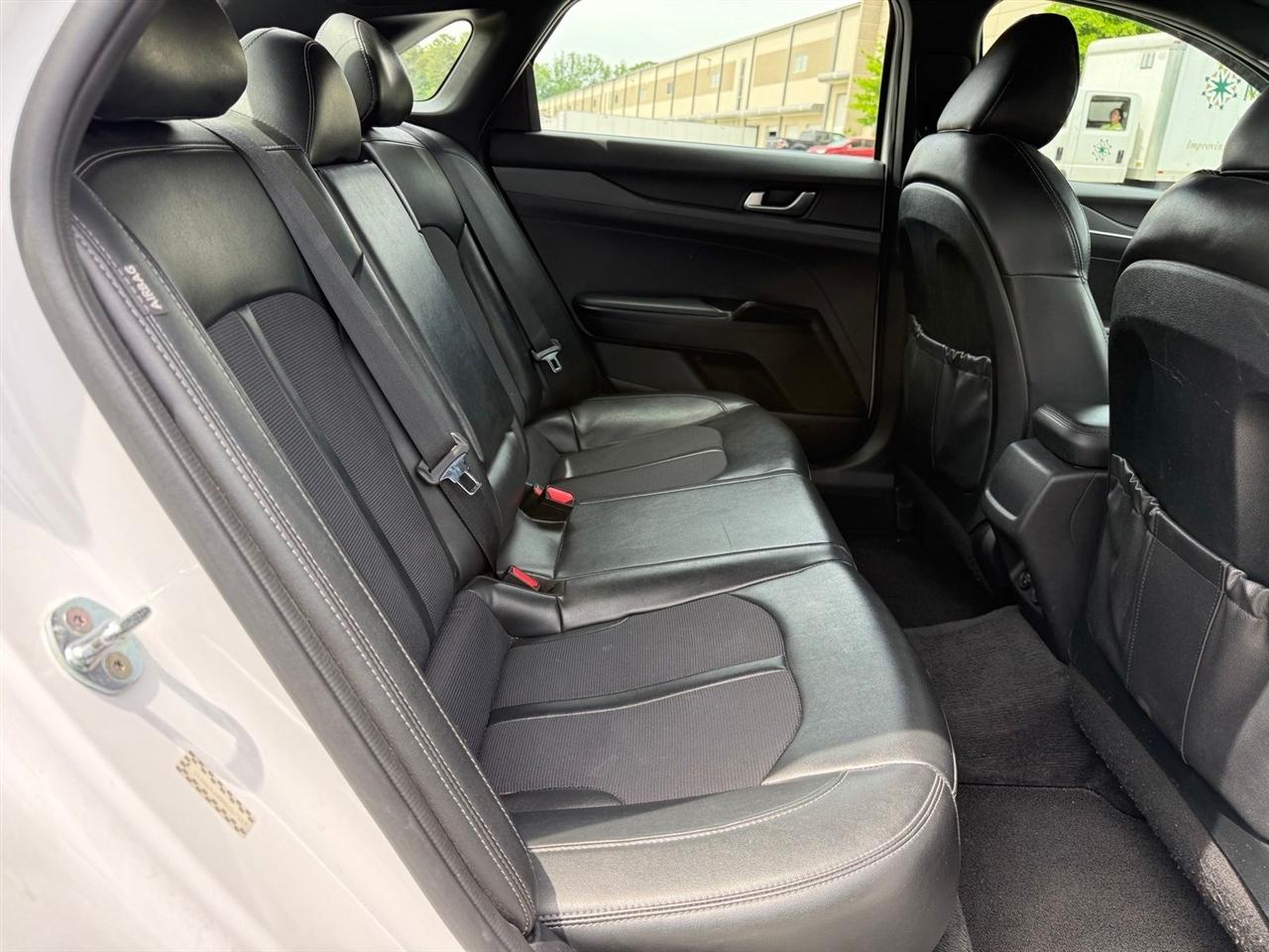 Kia K5  2021