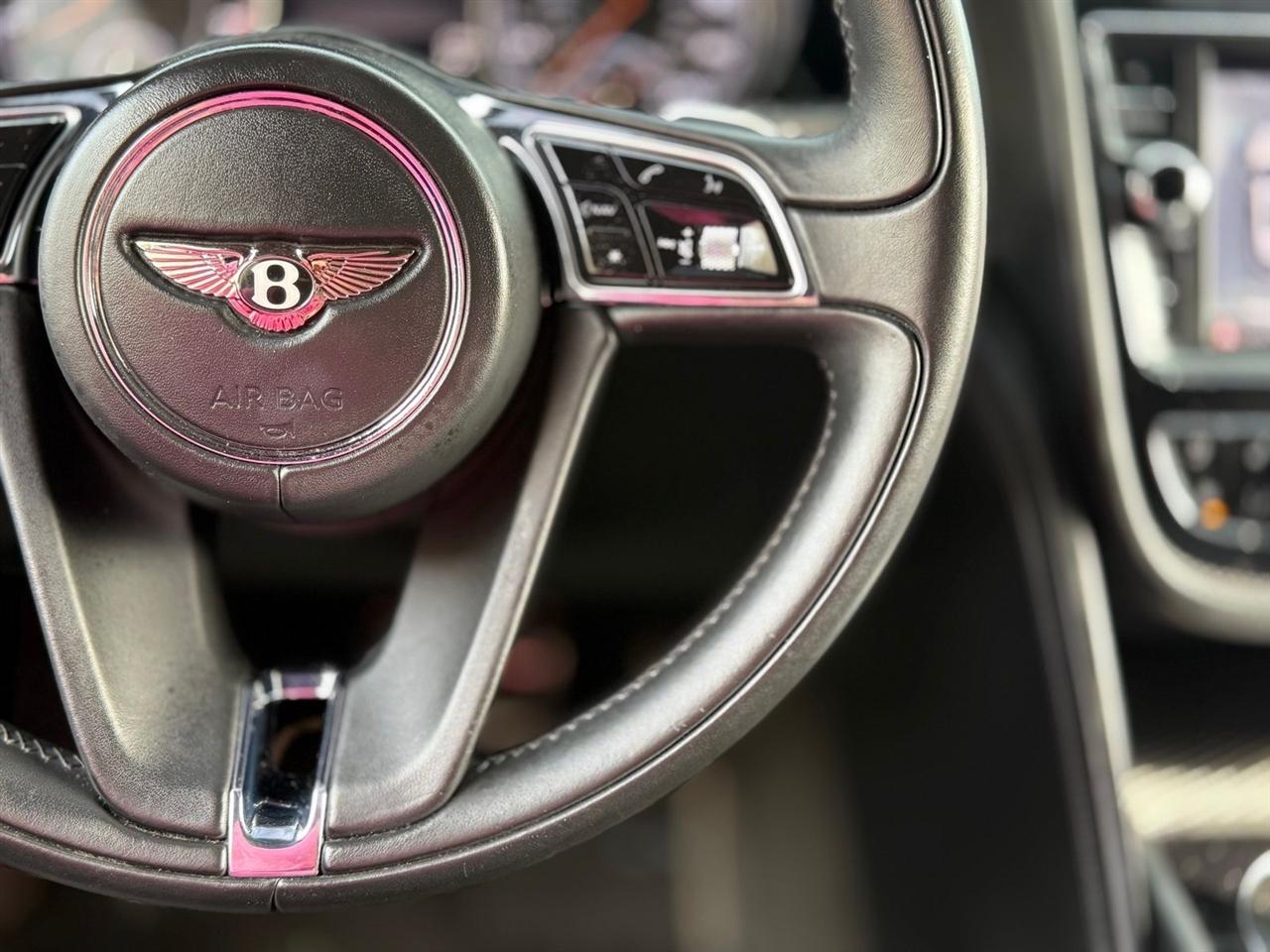 Bentley Bentayga  2019