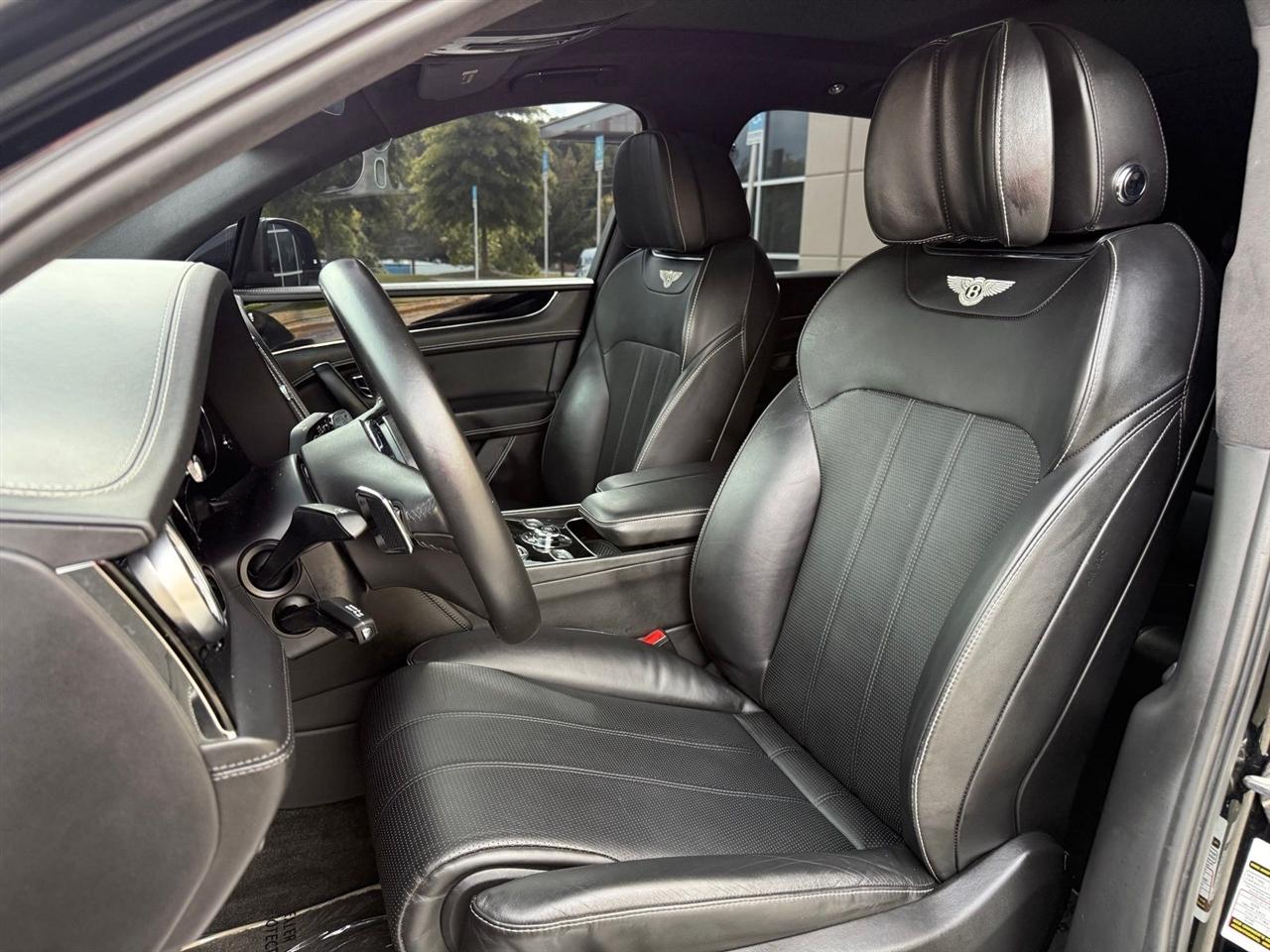 Bentley Bentayga  2019