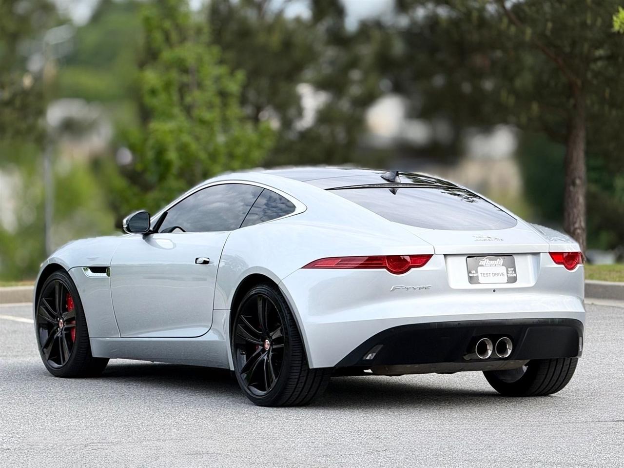 Jaguar F-Type  2017