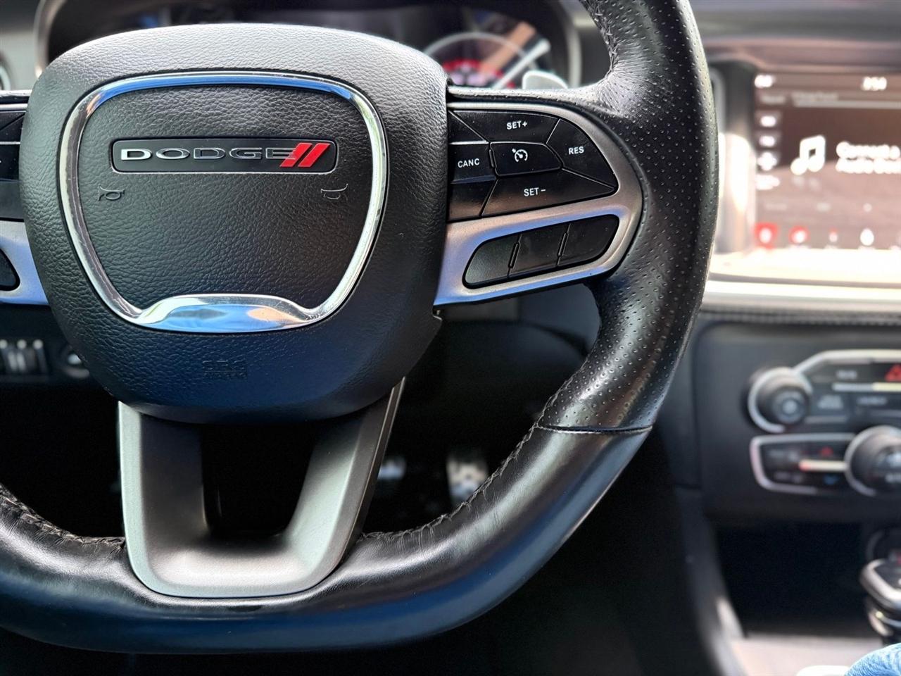 Dodge Charger  2021