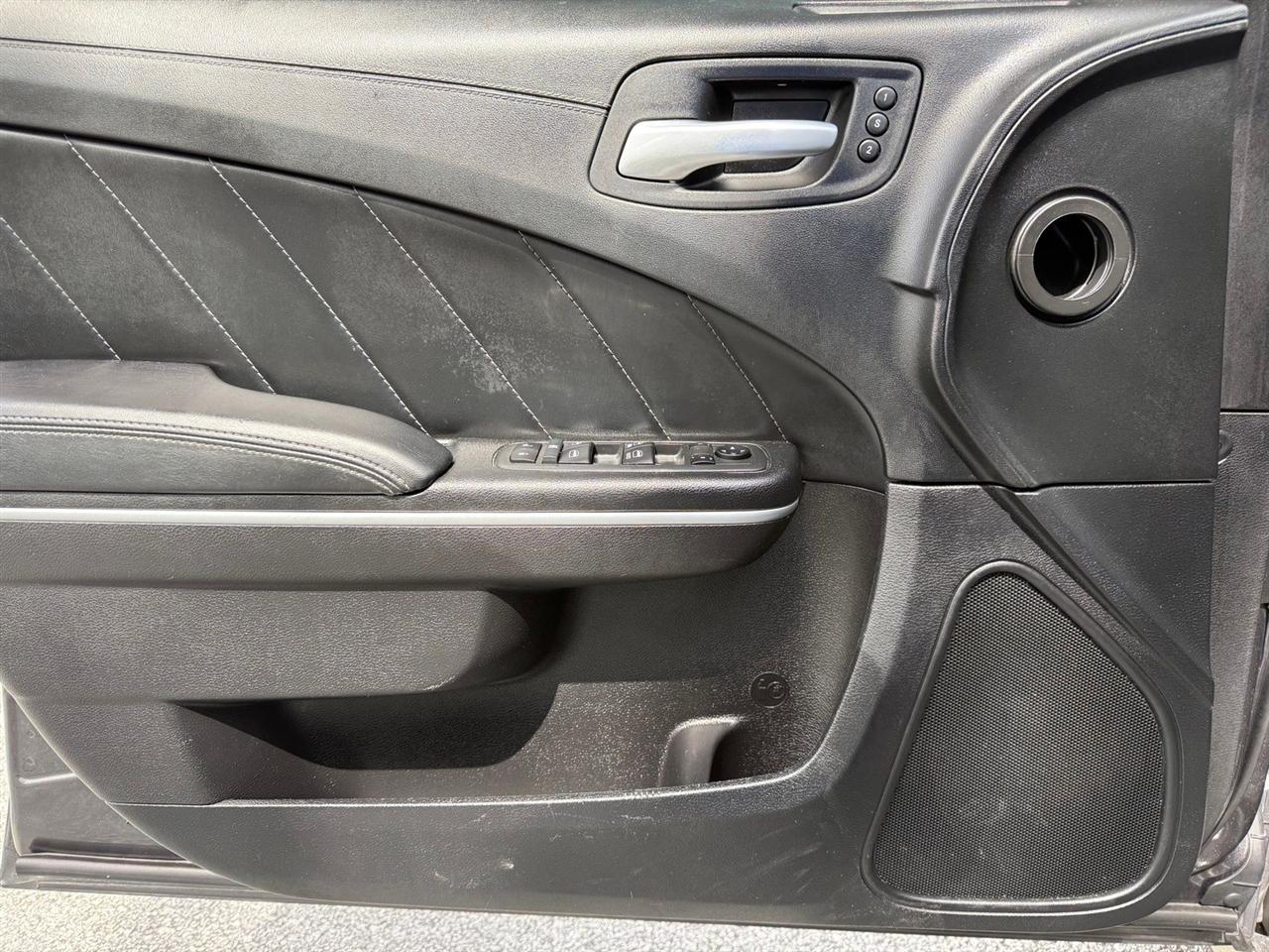 Dodge Charger  2021
