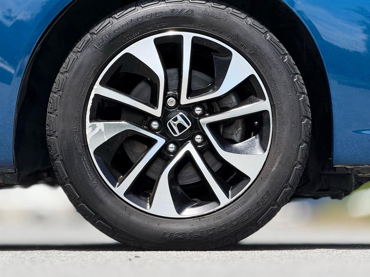 Honda Civic Sedan  2014