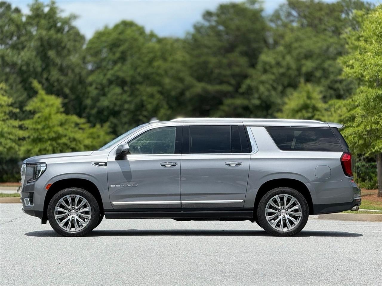GMC Yukon XL  2021
