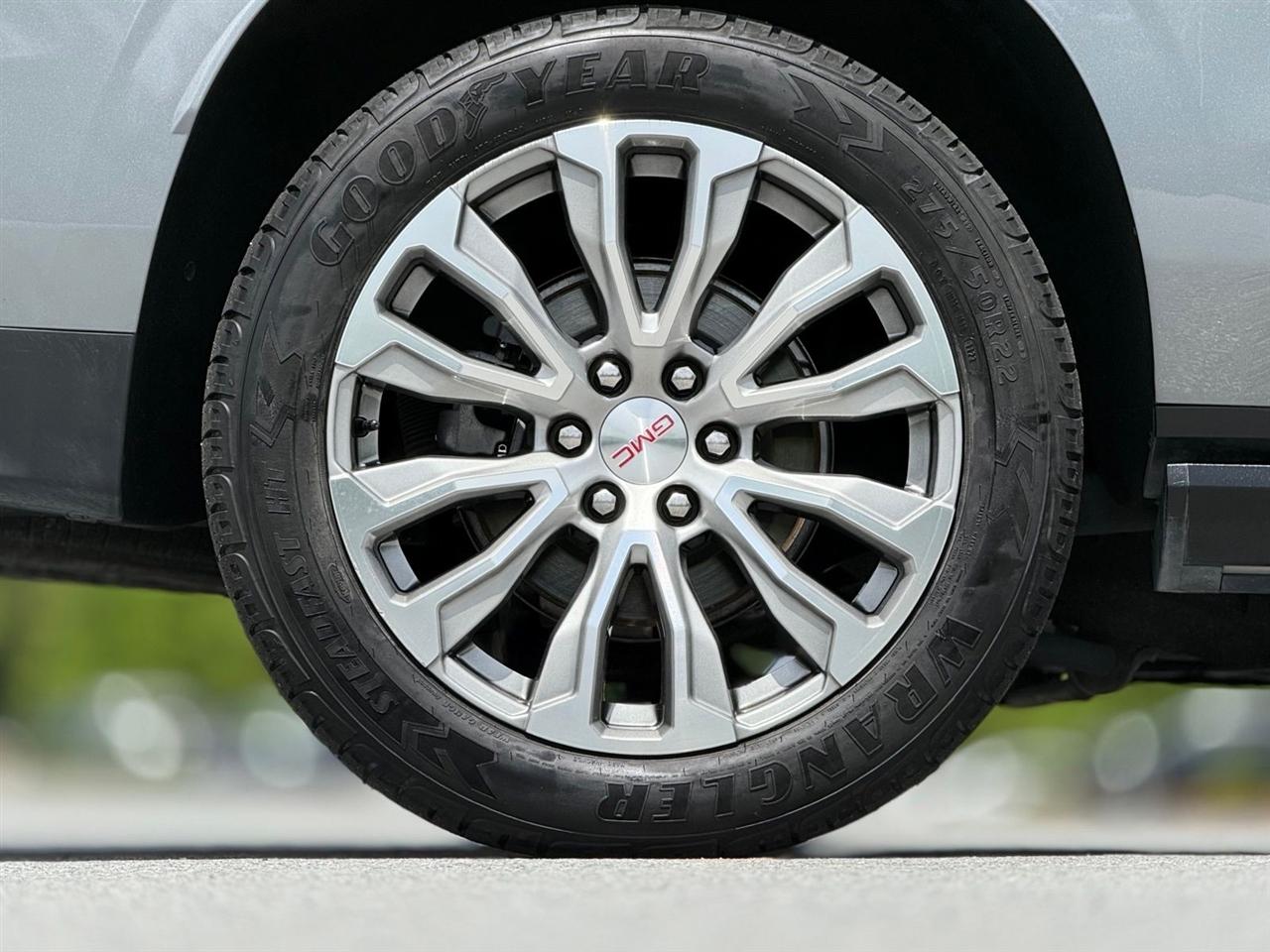 GMC Yukon XL  2021