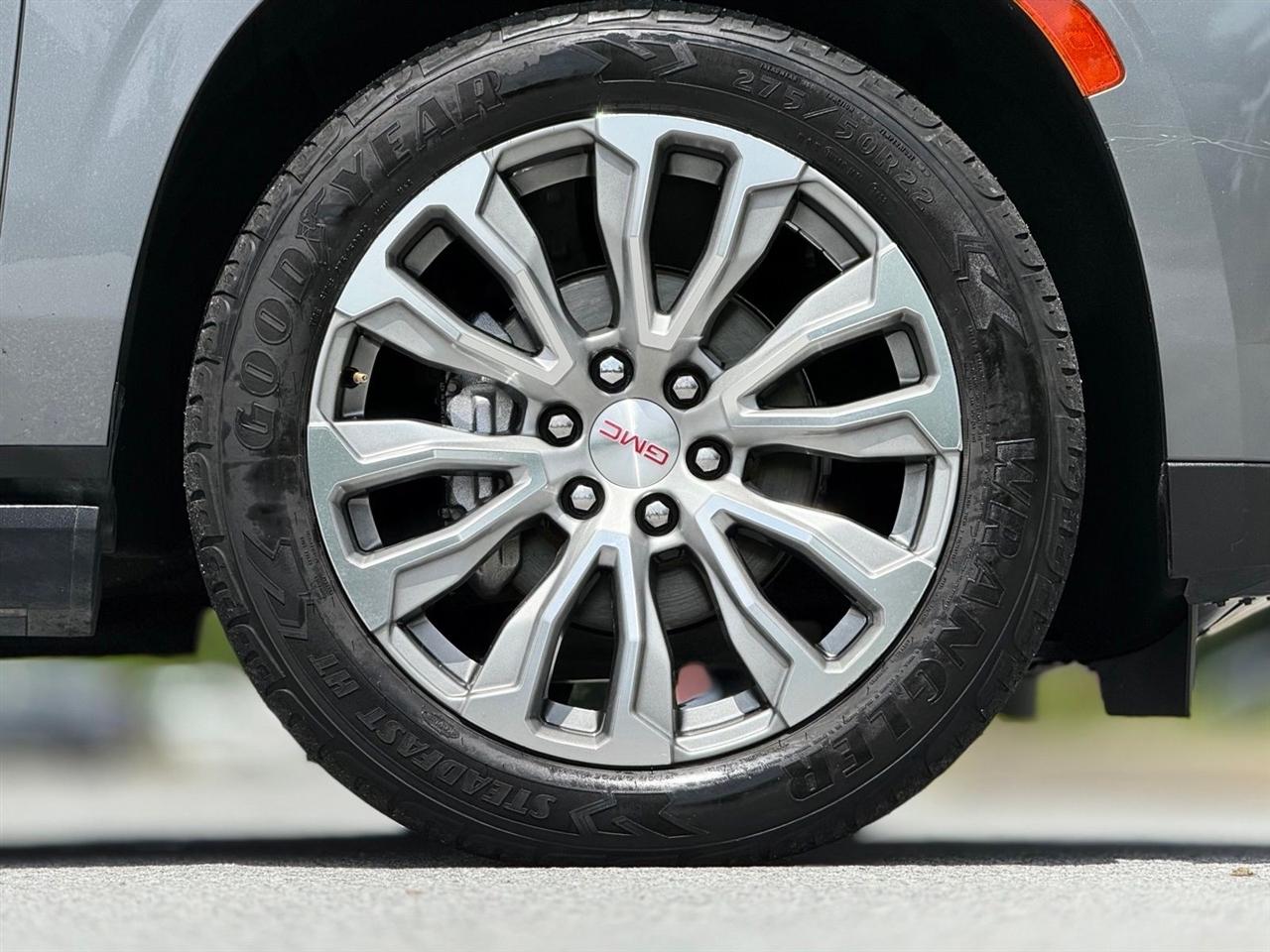 GMC Yukon XL  2021