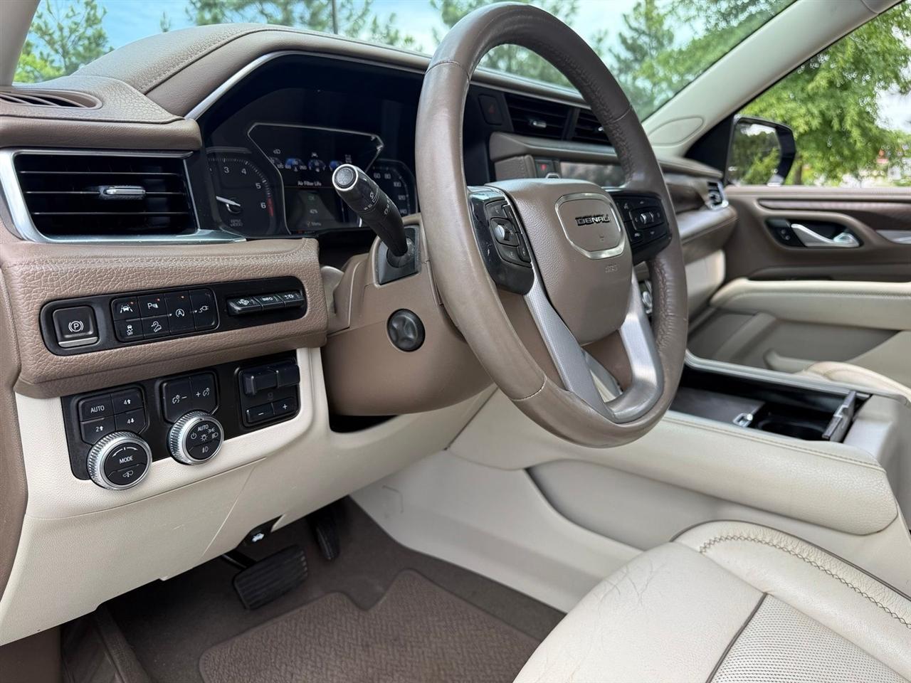 GMC Yukon XL  2021